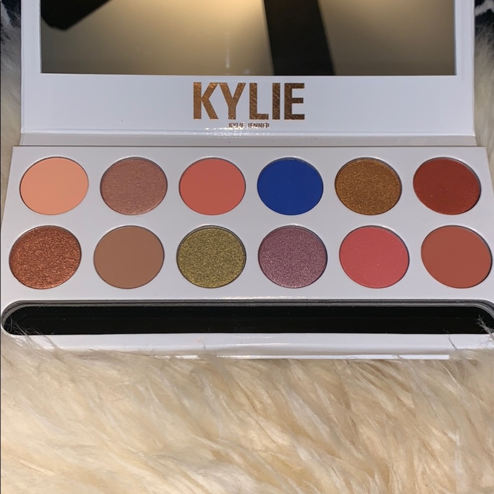 Kylie Cosmetics The Royal Peach Pallete